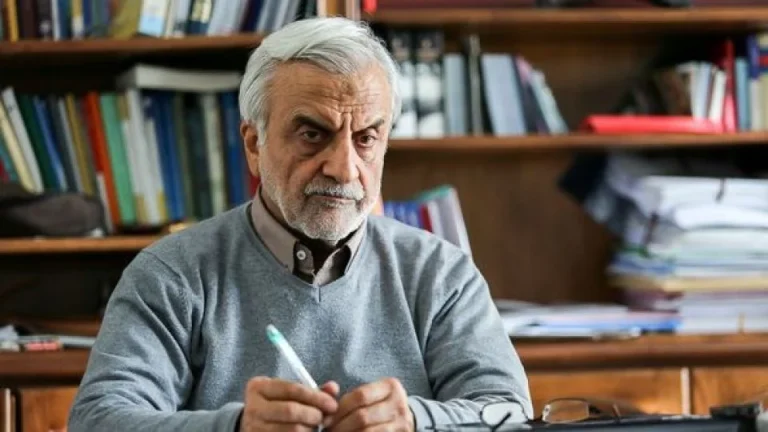 تصمیم نظام مذاکره باشد، ذوالنوری زودتر از همه با آمریکا دست می‌دهد