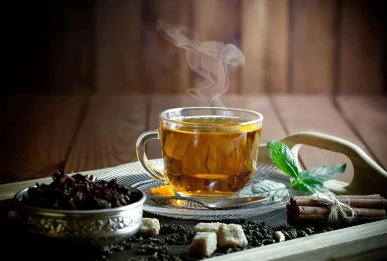 چه موادی باید در دمنوش لاغری استفاده شود؟