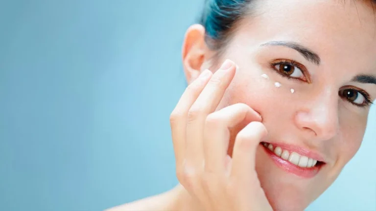 چرا باید از محصولات دور چشم استفاده کنیم؟