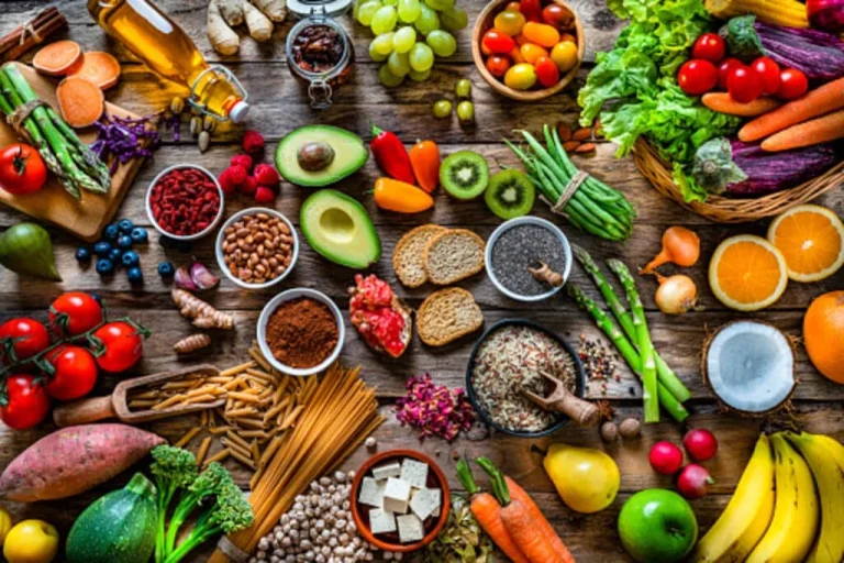 برای احساس سیری چی بخوریم؟ راهنمای علمی انتخاب غذاهای سیر کننده در رژیم!