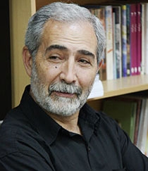 نویسنده کتاب های امام خمینی :امیرحسین فردی