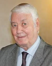 نویسنده کتاب خیام و آن دروغ دلاویز:هوشنگ معینزاده
